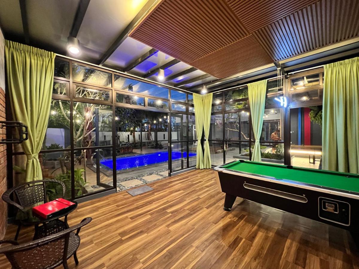 The Uniique Haus - Johor 1St Staycation Water Dining Experience Johor Bahru Exterior photo